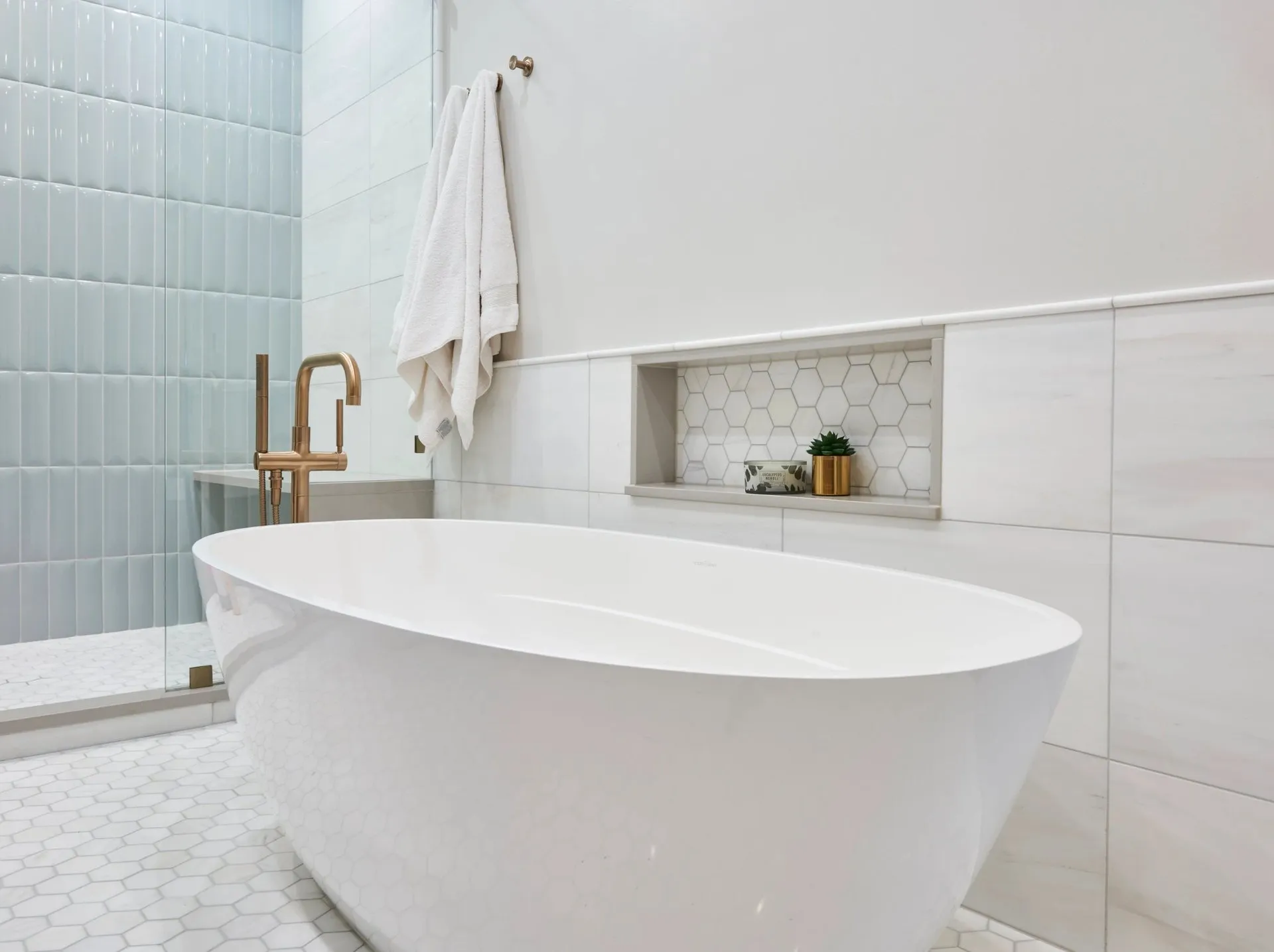 Bathroom Remodeling by 123 Remodeling