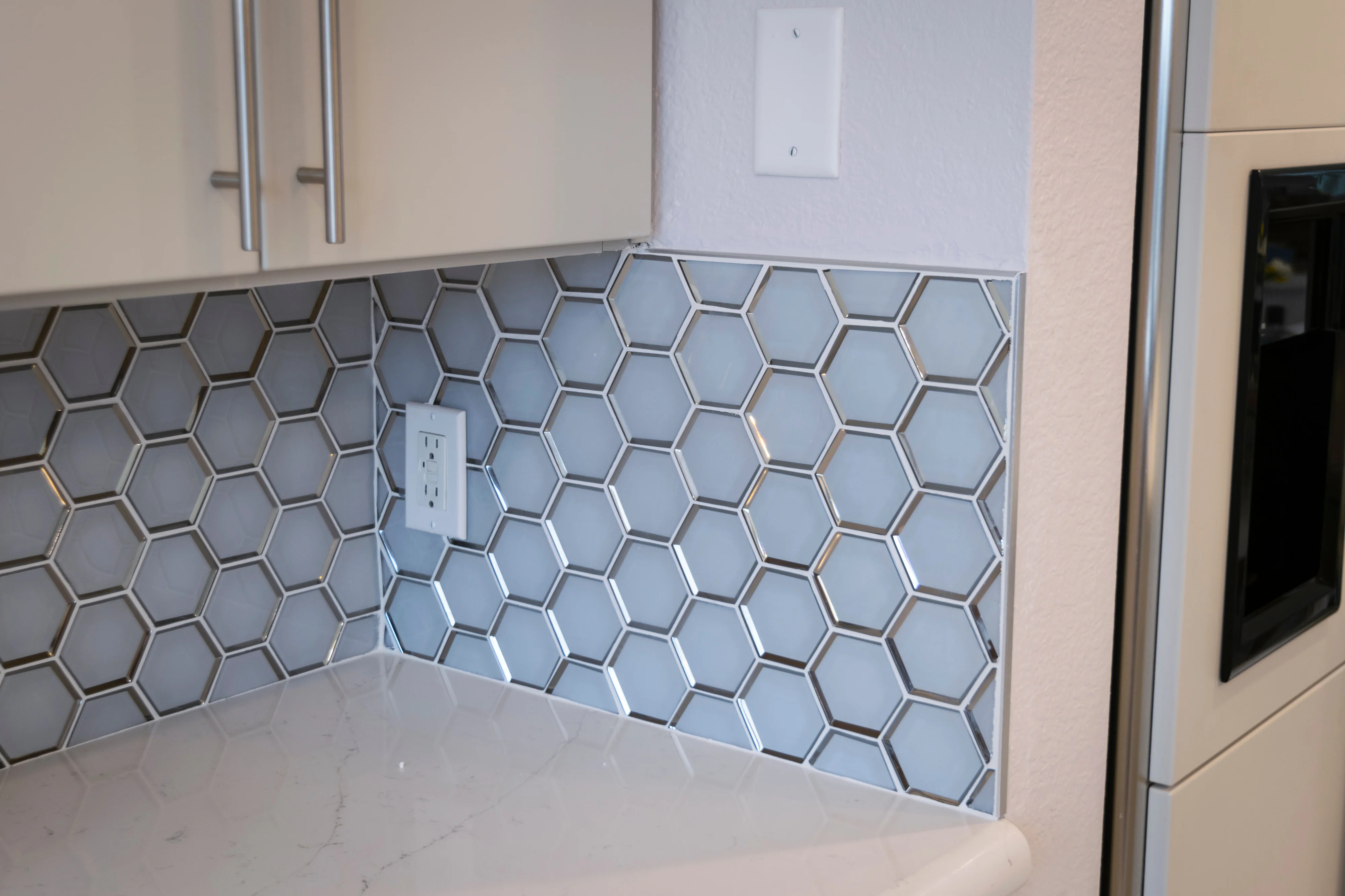 Kitchen backsplash