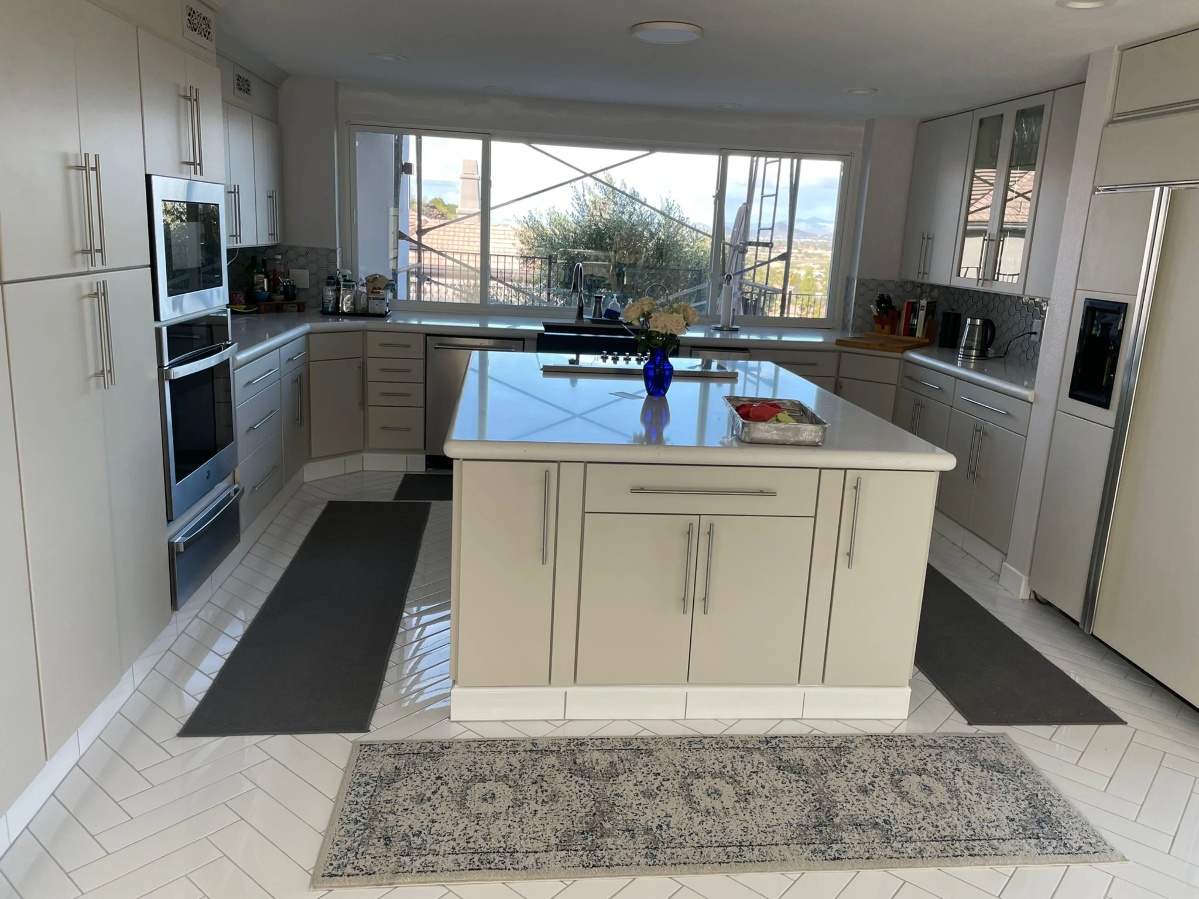 Kitchen island